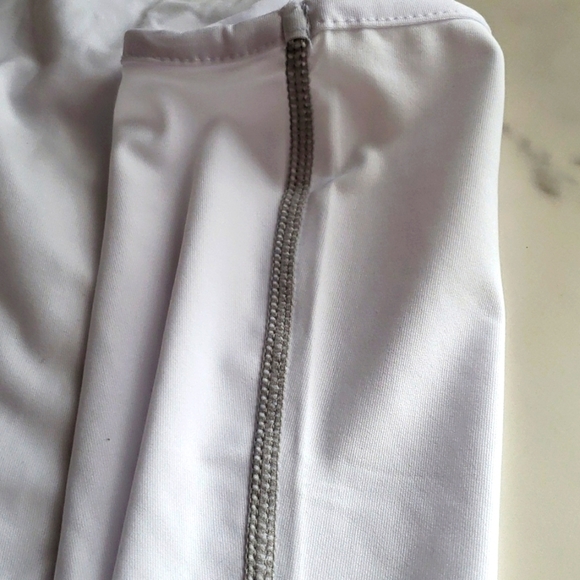 DEVOPS 3 Pk Muscle Dri Fit Compression Tank Top 2 White 1 White w/ Grey Trim 2XL - Picture 10 of 11